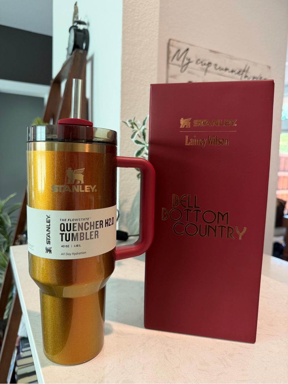 Stanley x Lainey Wilson Bell Bottom Country Gold Quencher Tumbler H2.0 40OZ NEW